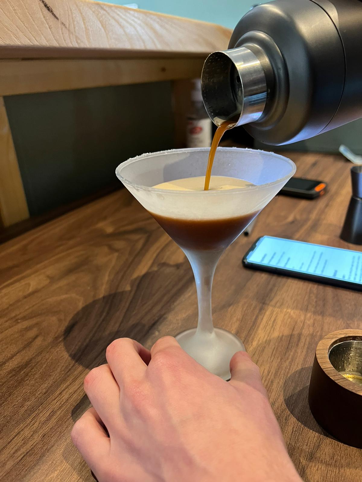 Making_Cocktail